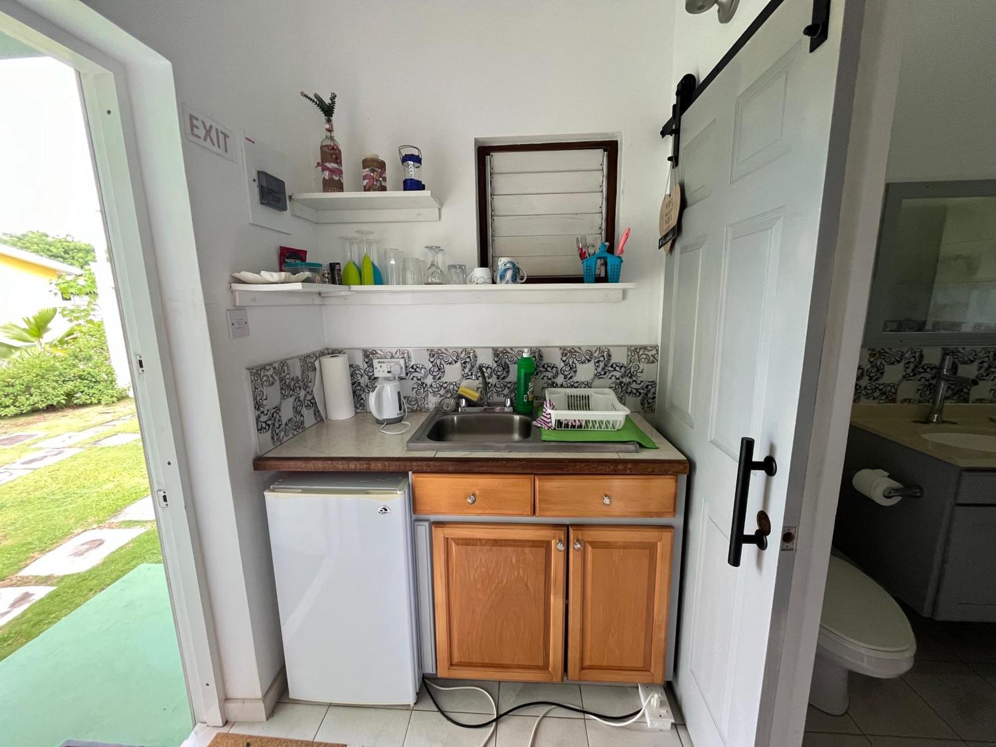 Studio Blu At Waves Villa Guesthouse Brighton Village 외부 사진