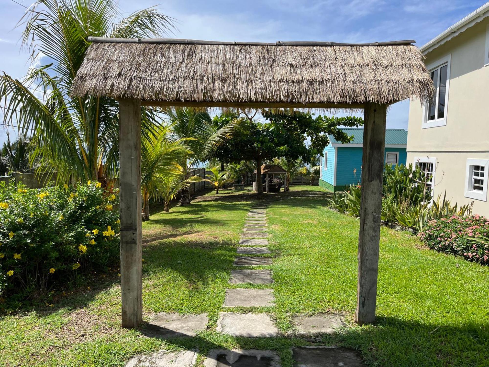Studio Blu At Waves Villa Guesthouse Brighton Village 외부 사진